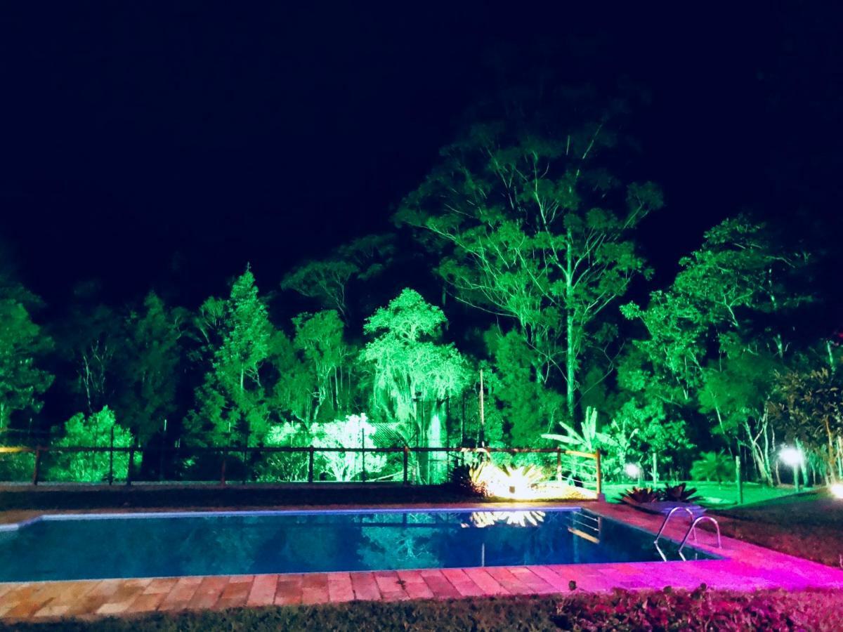 Chacara Quinta Dos Esquilos Villa Cotia  Buitenkant foto